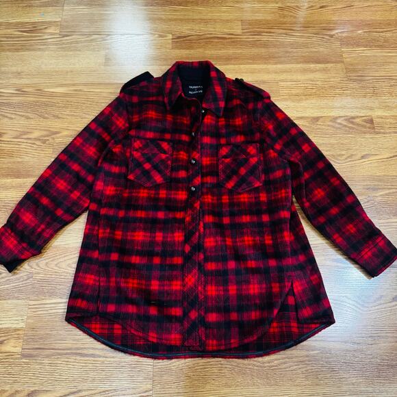 DUNDAS x REVOLVE Red Grunge LONDON OVERSIZED SHIRT small - Picture 8 of 14